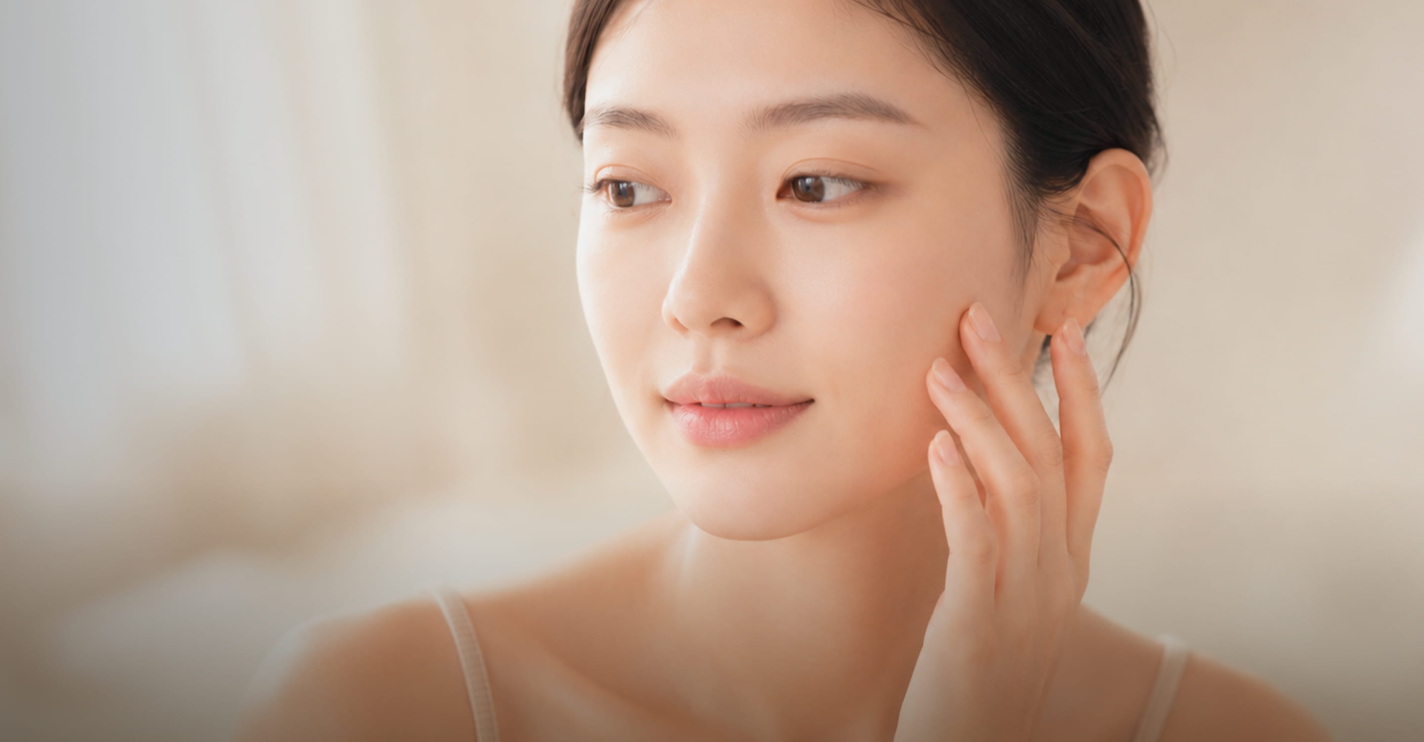美容医療によって自然な美しさを目指す女性のイメージ